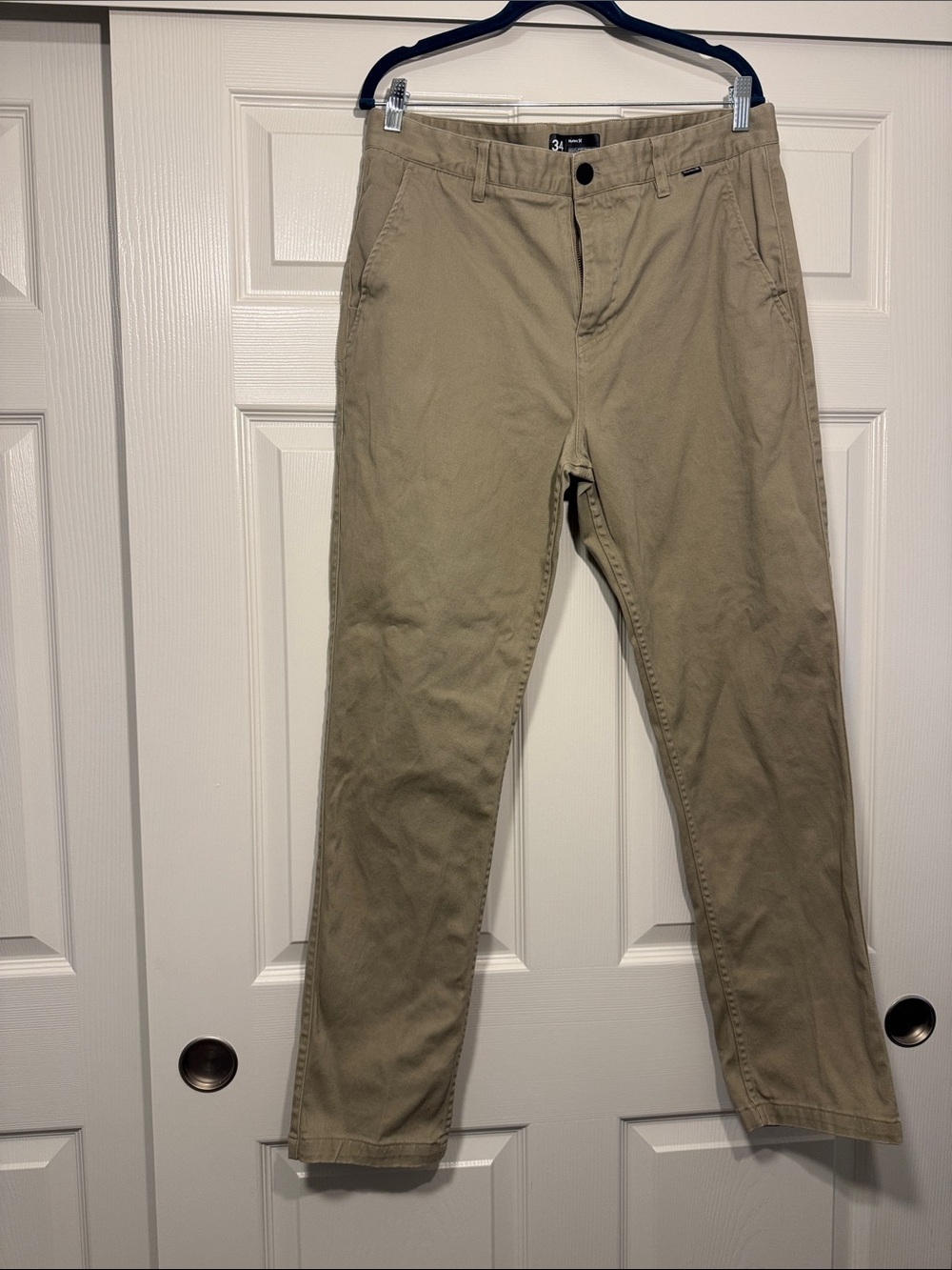Men's Hurley Classic Chino Pants in Khaki